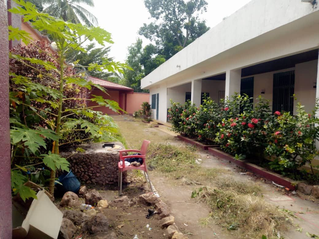 Vente propriété de 3000m2 sur kinshasagombe , Maison à vendre à