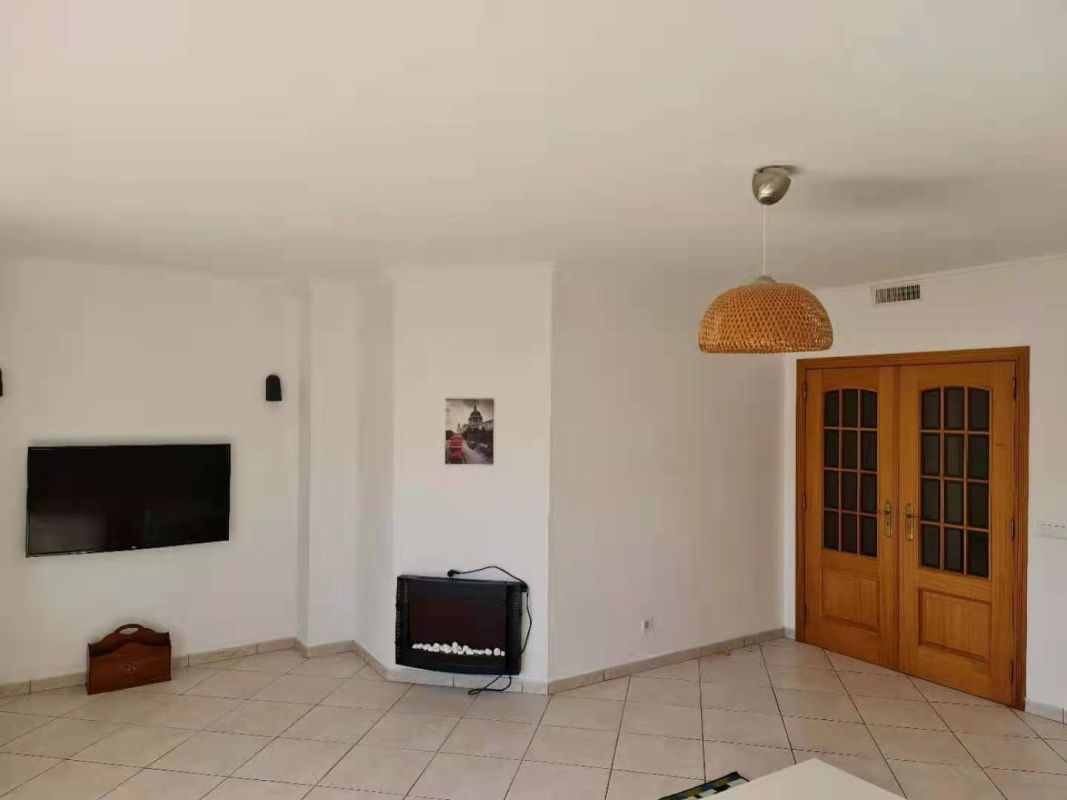 Beautiful 3 bedroom apartment perfect for family life , Flat for rent