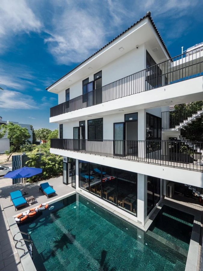 Vip villa for rent vip swimming pool in nam viet Á area, my an, ngu