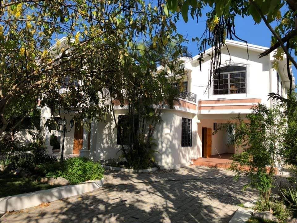 Maison a vendre a belvil, haiti, Maison à vendre Portauprince, ouest