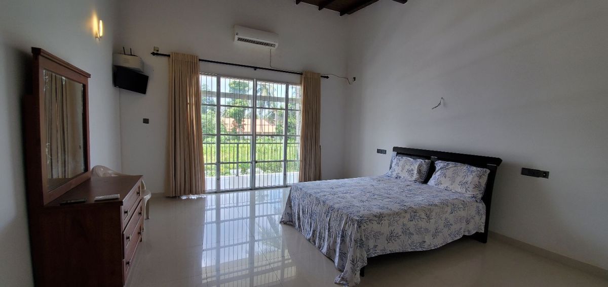 Modern house for rent with furniture, Marawila, southern Sri Lanka