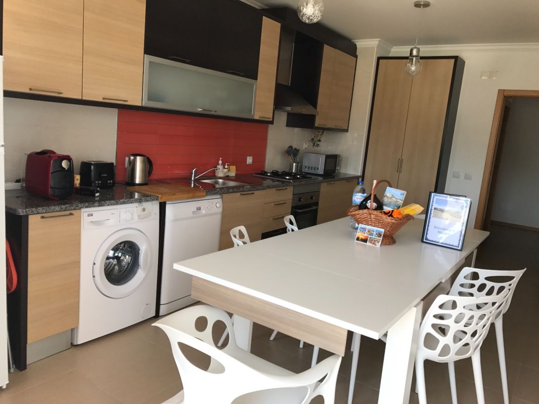 Large bright apartment with sea view ideal for teleworking and holidays