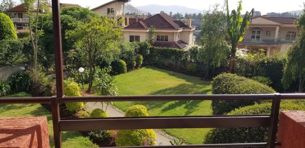 Beautiful House with A Big Garden!