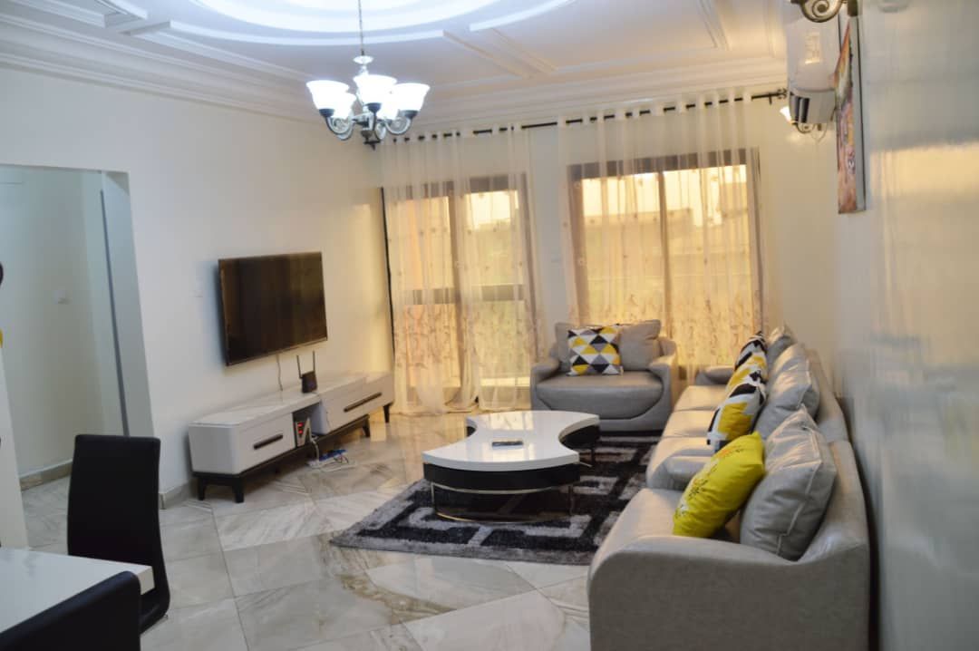 Two bedrooms apartment with nice view bonamoussadi douala , Flat for