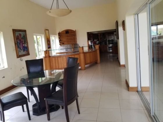 Impresionante, moderna, lujosa mansión amueblada en venta en ...