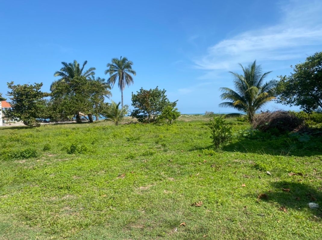 Honduras beach bungalows for sale, House for sale La ceiba, atlántida