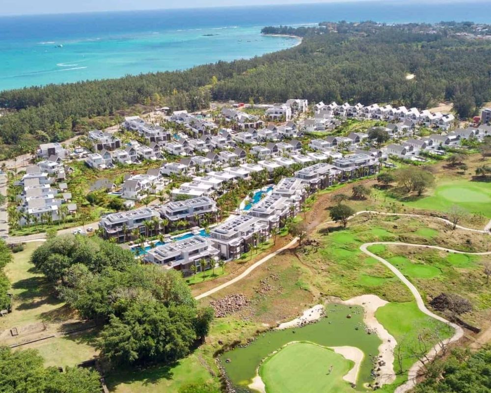Penthouse neuf sur un golf & bord de mer mont choisy ile maurice