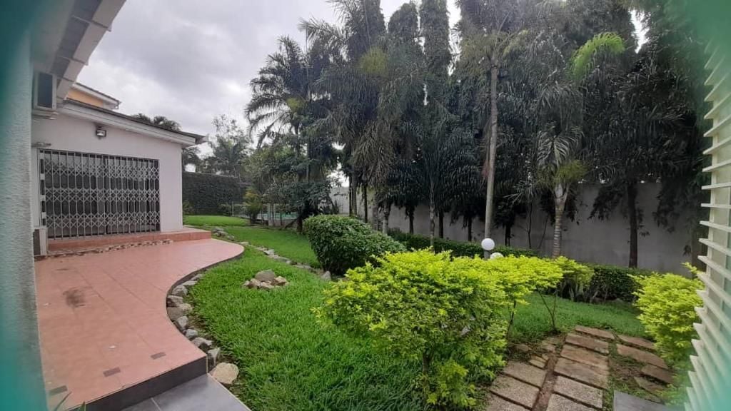 Location d'une belle villa à cocody 2 plateaux vallon , Maison à louer Abidjan Côte d'Ivoire