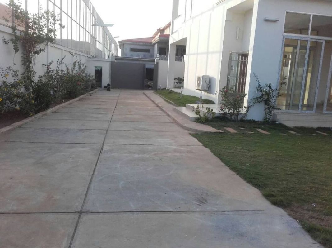 Residence raly lambanyi village, House for rent Conakry, conakry