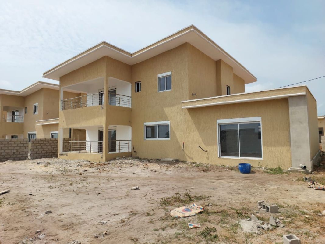 Des duplex 7 pièces de grand standing à vendre à grand bassam, Maison à