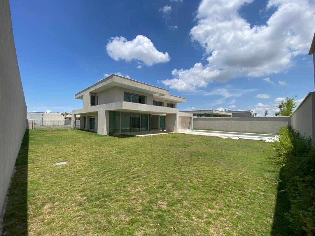 Location d'une superbe villa à la riviera 4 beverly hills, Maison à