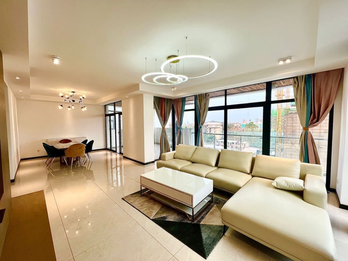 Rental two full furnished 3 bedroom apartments on kinshasagombe, Flat