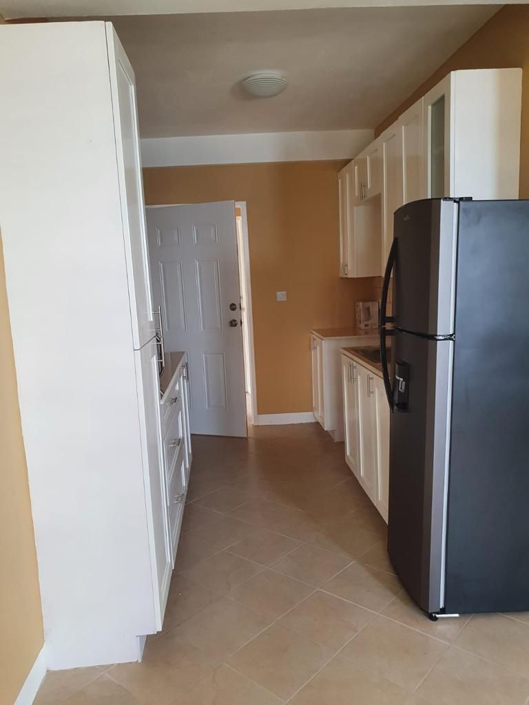 2 Bedroom Apt with Shared Pool