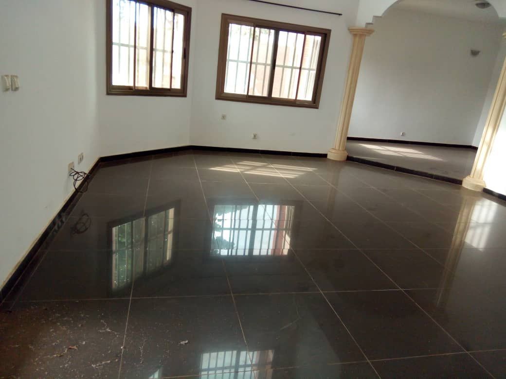 For rent unfurnished villa with swimming pool of 4 bedrooms & living