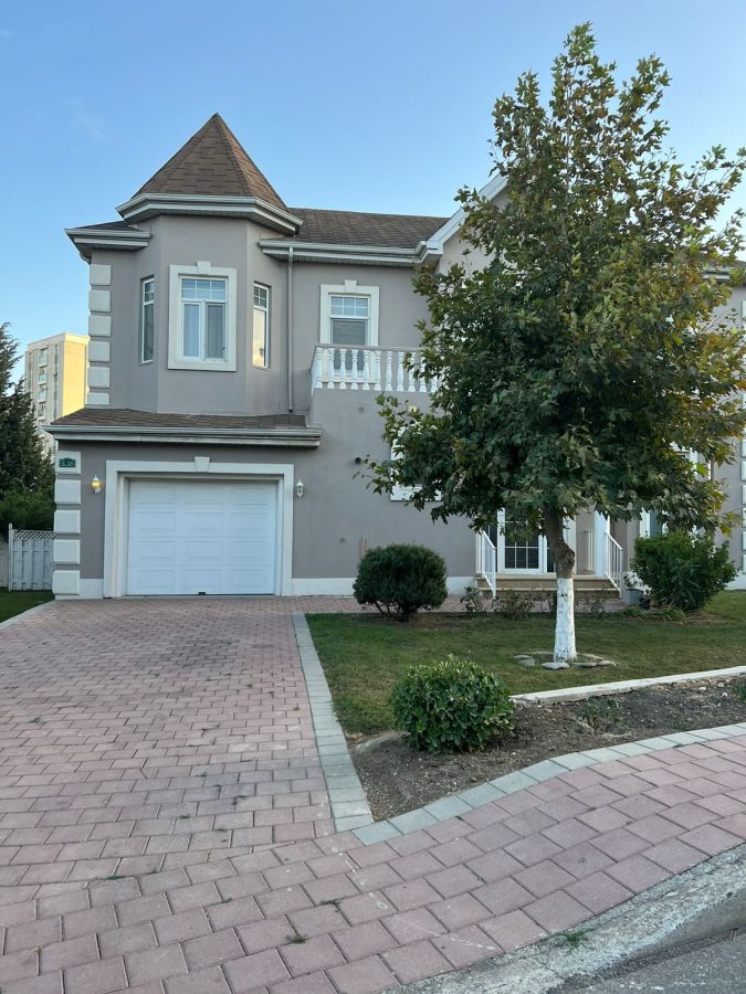 Royal park house for longterm rent, House for rent in Baku Azerbaijan
