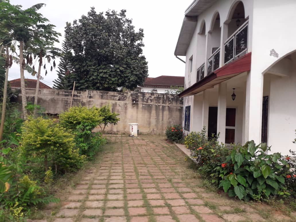 Magnificent duplex for sale in yaoundé in the odza district terminal 10