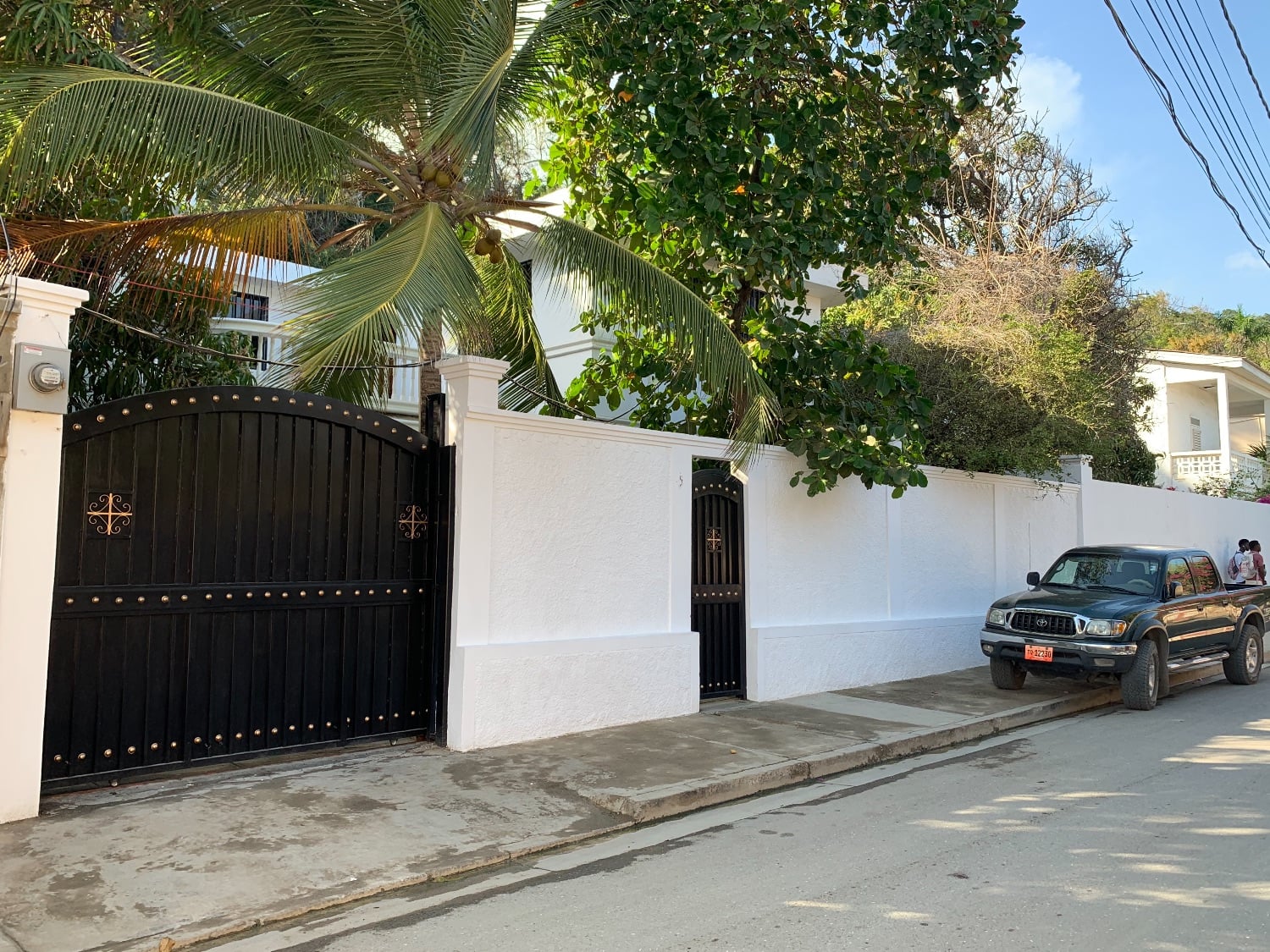 Beautiful two story, 4 bedroom, air conditioned house for rent in a peaceful area