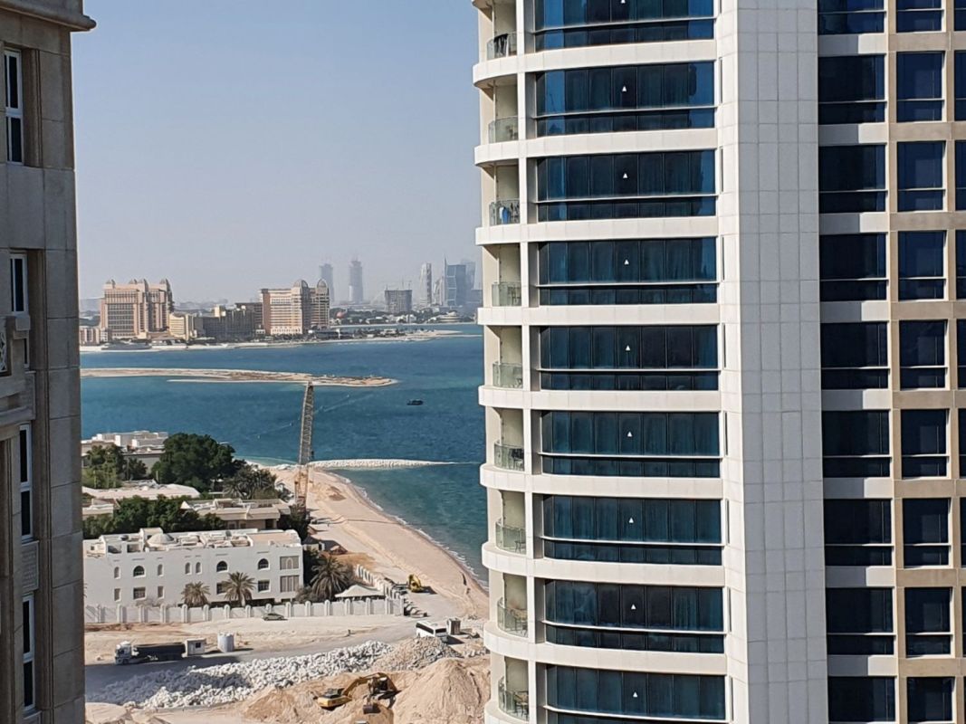 Maids room with full bathroom. west bay city center. short term. metro