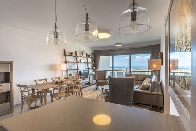 Beautiful 4 bedroom apartment fully furnished and equipped in Netanya with ...