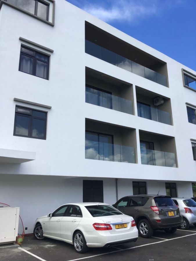 Penthouse/apartment 3 bhk for sale in sodnac, quatre bornes, Flat for