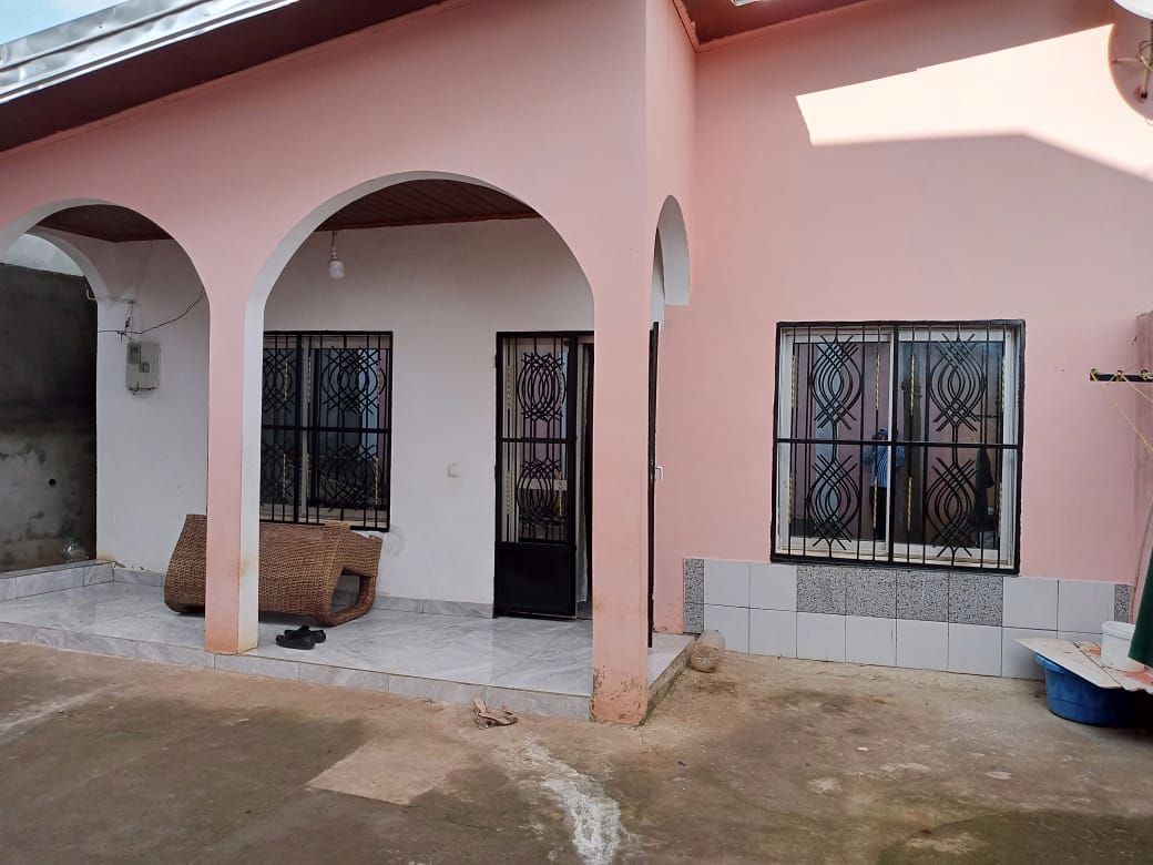 Villa à vendre à yaoundé au quartier messassi , Maison à vendre au