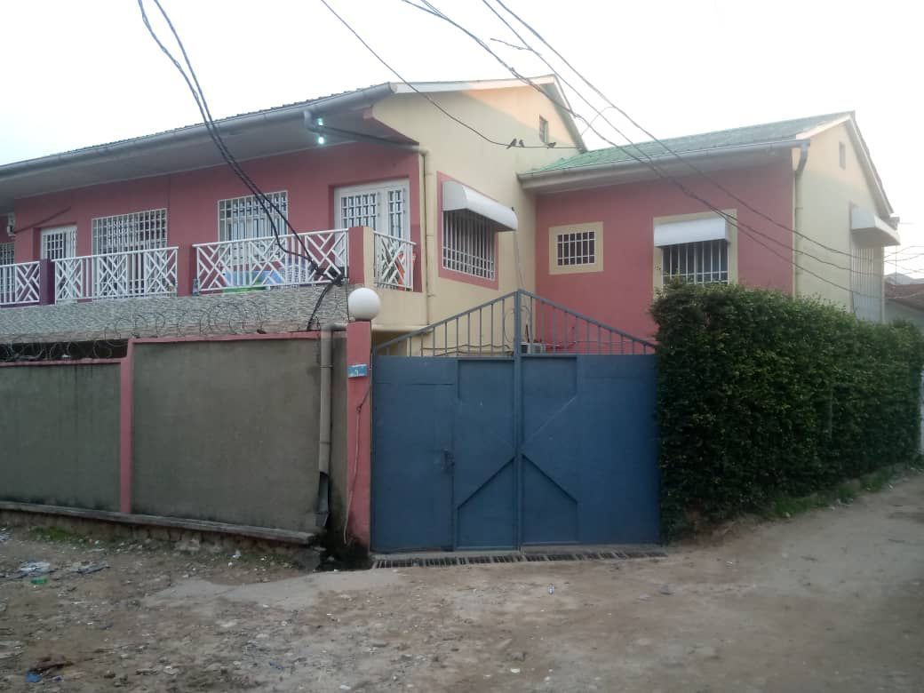 Grande maison a gb, kinshasa, Maison à vendre à Kinshasa République