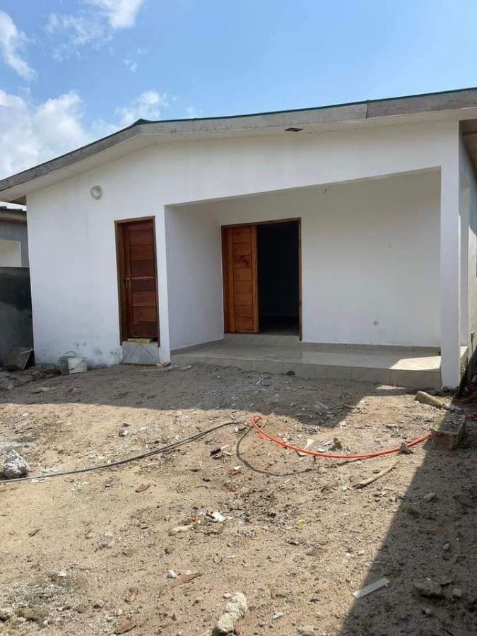 à vendre maison 4 pièces grand bassam mockeyville côte d'ivoire