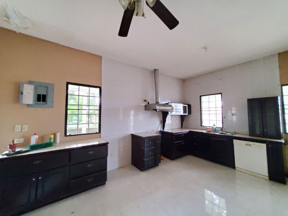 Large bungalow house for sale in belmopan city, Belmopan, cayo Belize