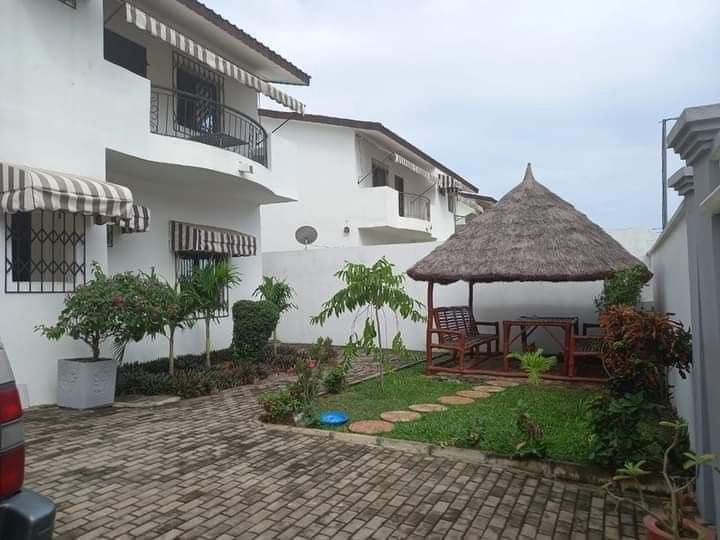 à vendre duplex 5 pièces côte d'ivoire grand bassam cité rosier, Maison