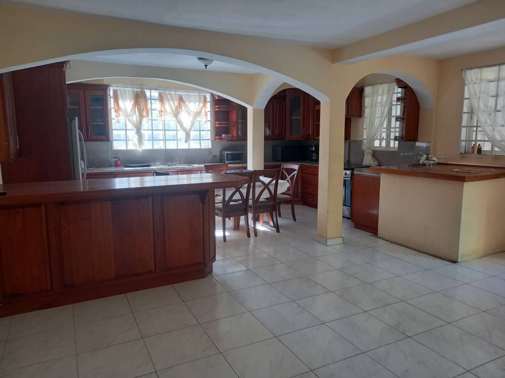 Maison à vendre à bellevue, petionville, haiti, House for sale