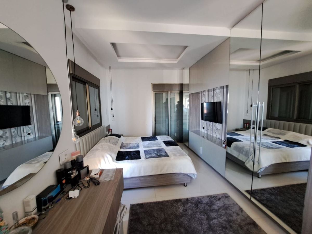 L10914 listing spacious unfurnished apartment for sale in hboub with a