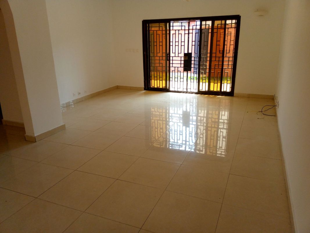 à vendre duplex 5 pièces côte d'ivoire grand bassam, Maison à vendre à