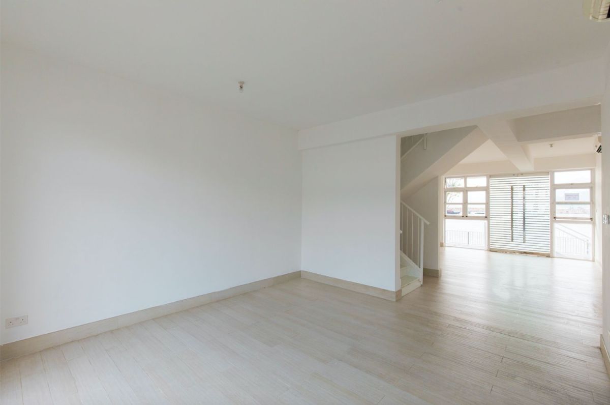 Cheung chau seaside solo house commissionfree for rental only 19,800