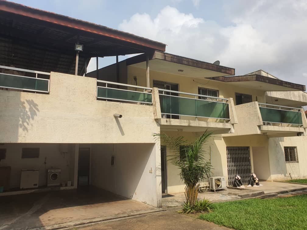 Villa duplex de 10 pièces, abidjan riviera 3, House for sale Ivory