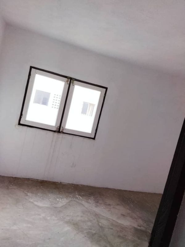 Villa 06 pièces à abobo sogefiha, Maison à vendre à Abidjan Côte d