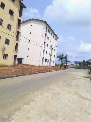 Appartement 03 pièces à Yopougon- Cité ADO