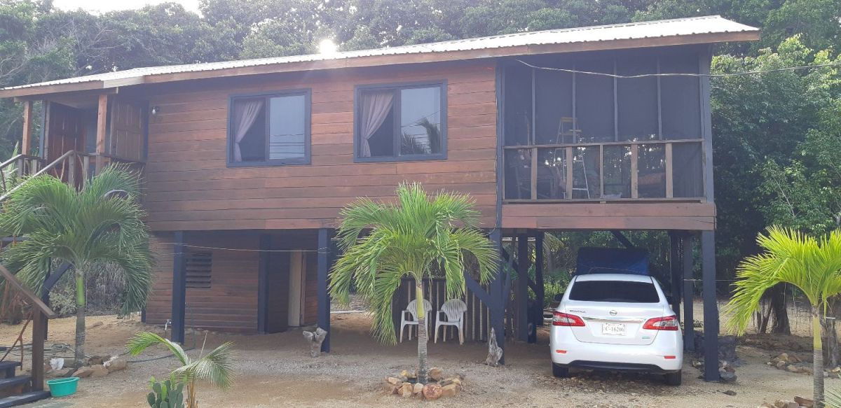 House for sale hopkins,belize , Hopkins, stann creek