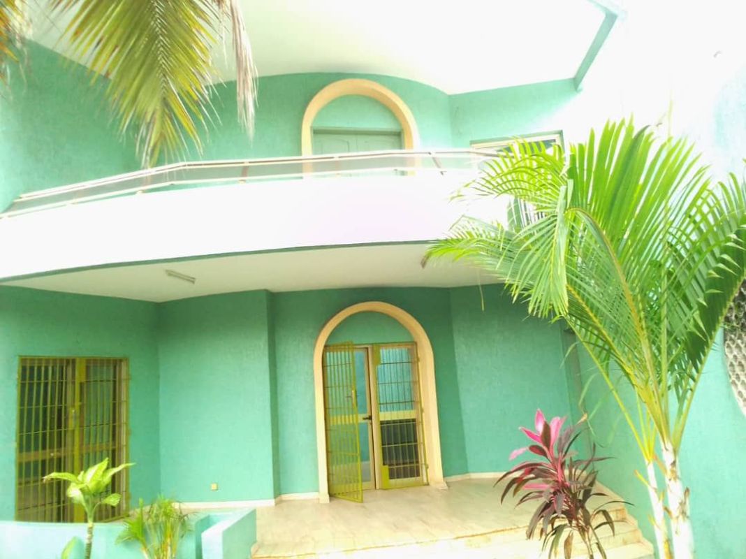 Beautiful duplex villa for sale in tokoin casablanca (lométogo), House for sale Lomé, maritime