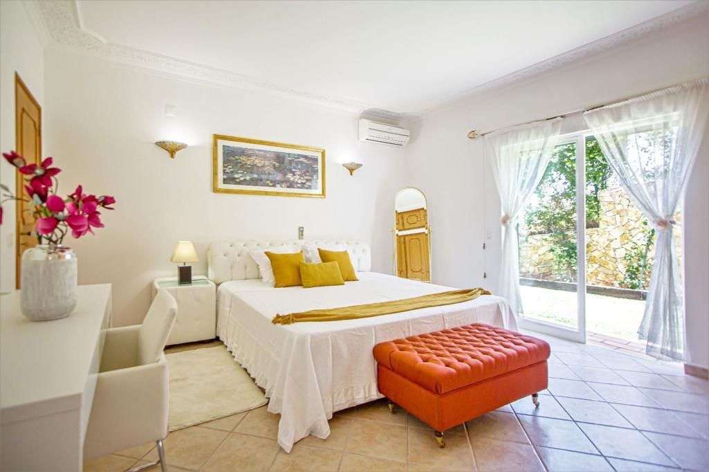 Magnificent 3 bedroom villa in vale judeu, House for sale Vale judeu