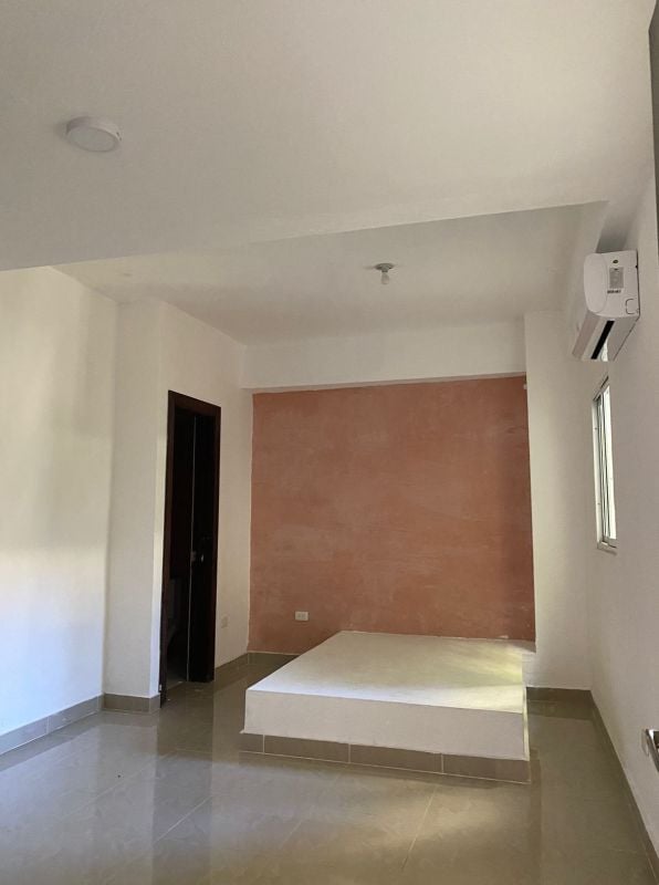 Edificio de 8 apartamentos, zona colonial, santo domingo, Edificio en