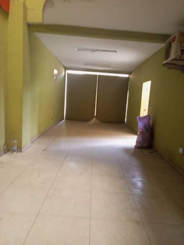 Location d'une villa duplex de 7 pieces au 2 plateaux vallon duncanu 2 plateau vallon , Maison à