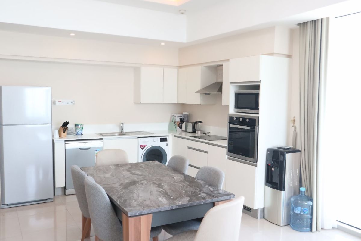 A beautiful 3 bhk furnished apartment available in juffair….., Flat for