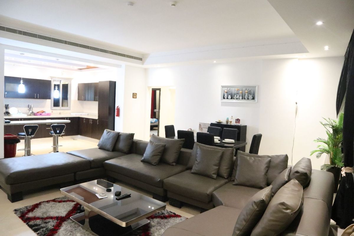 A beautiful furnished apartment available in juffair (sea view), Flat