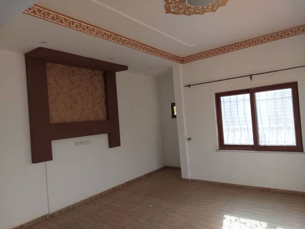 A vendre villa duplex recemment construite au togo ( agoè 2 lions
