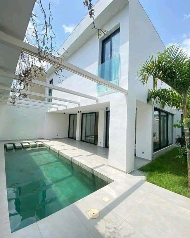 Rental of a 5room duplex villa in cocody golf 4 bervelly hill, House