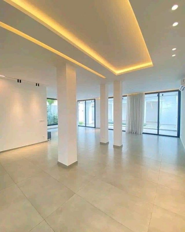 Rental of a 5room duplex villa in cocody golf 4 bervelly hill, House for rent in Abidjan Ivory