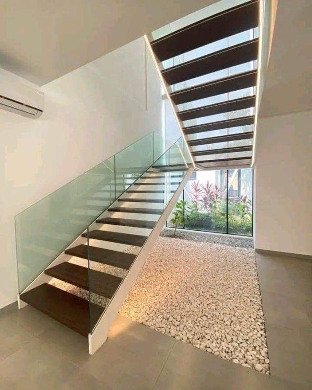 Rental of a 5room duplex villa in cocody golf 4 bervelly hill, House