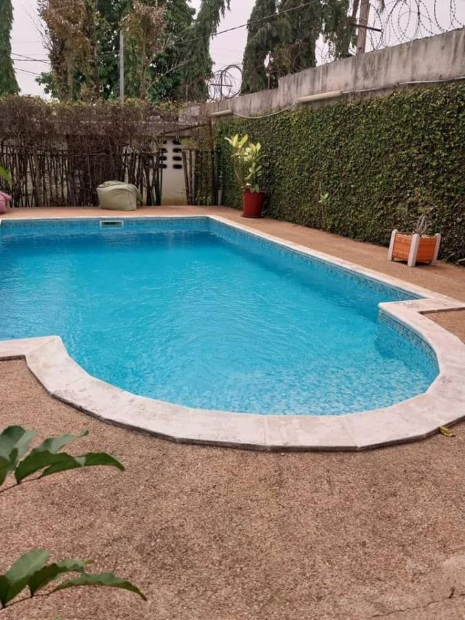 Cocody deux plateau vallon vente belle villa 5pièces, Maison à vendre à