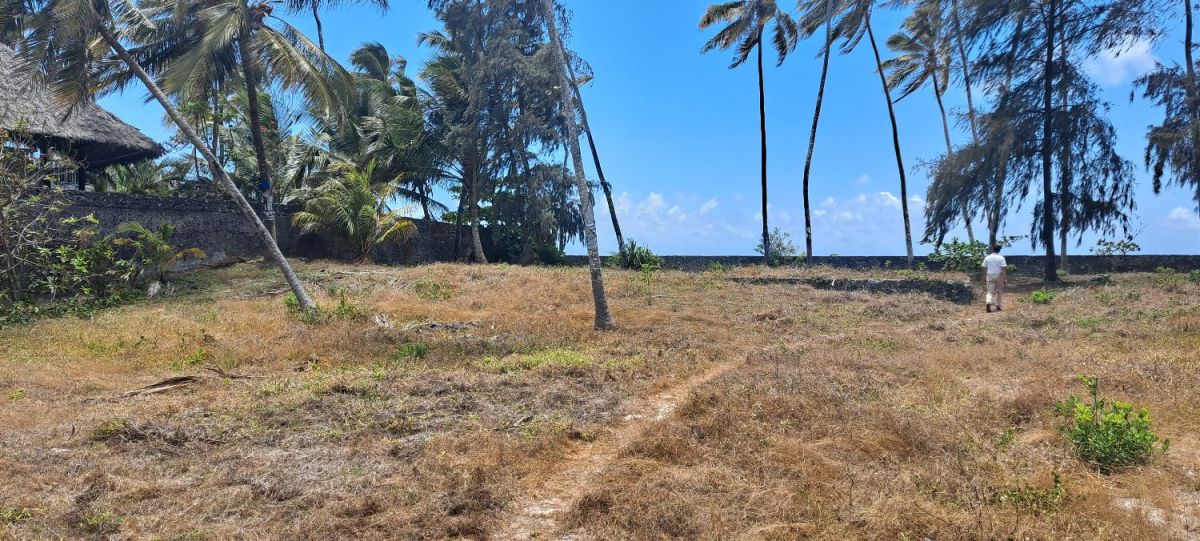 Zanzibar land for sale bweeju region 2,263 sqm, Zanzibar central