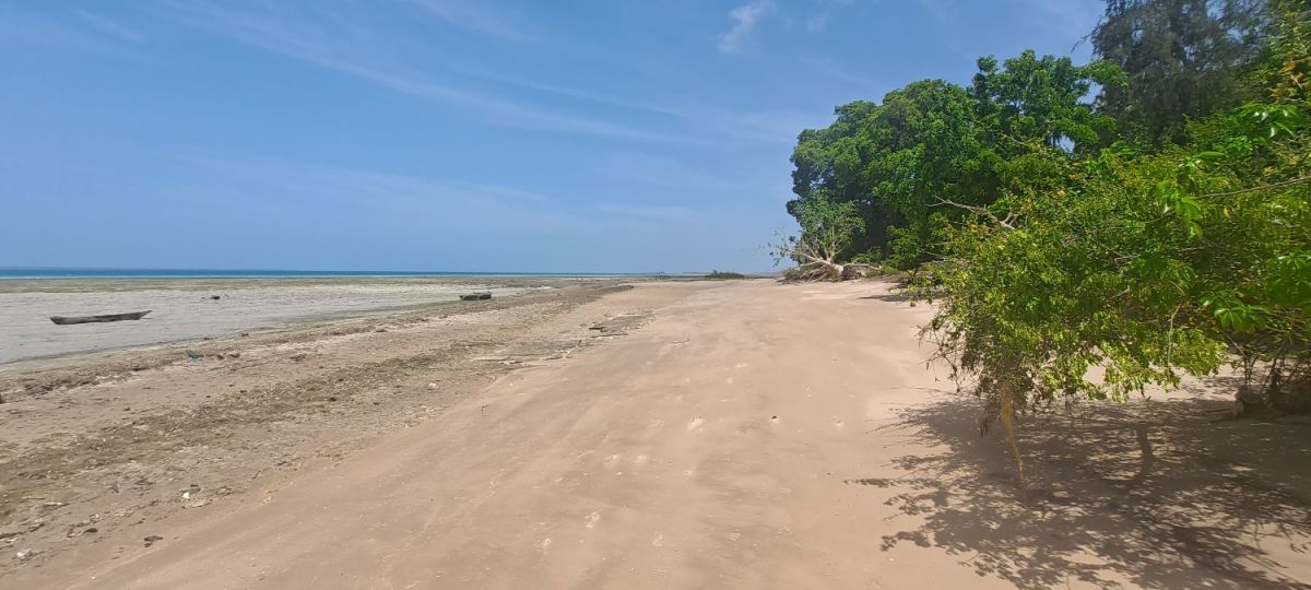 Zanzibar beach land for sale fukuchani region 3,863 sqm, Zanzibar